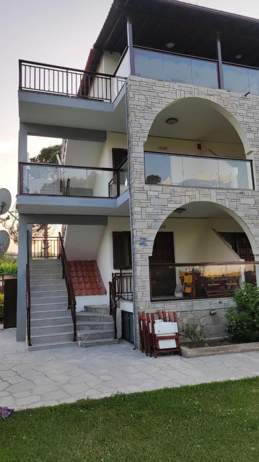 Aegialis Apartments Vourvourou Dış mekan fotoğraf