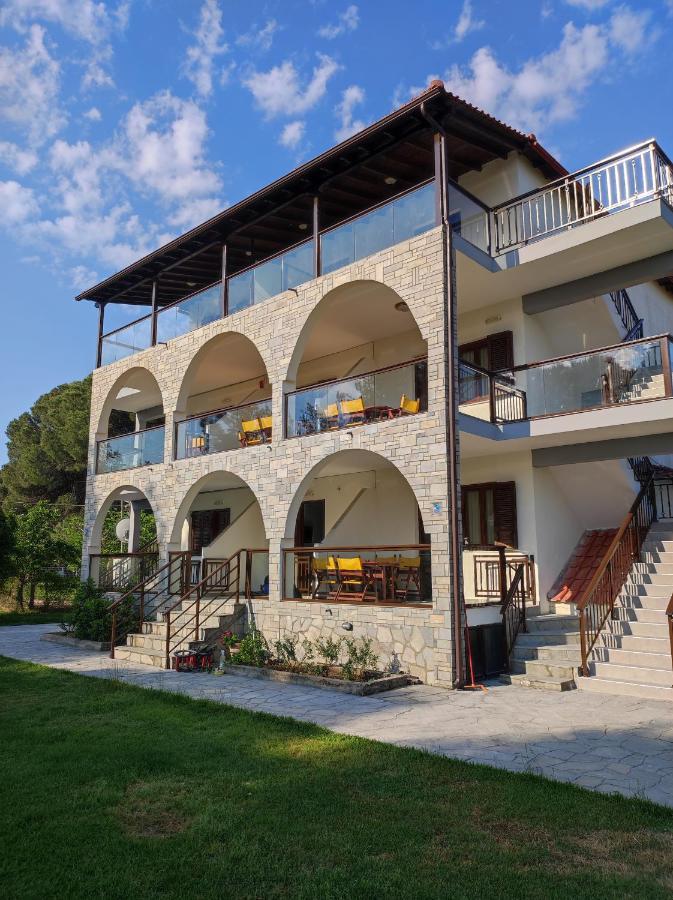 Aegialis Apartments Vourvourou Dış mekan fotoğraf