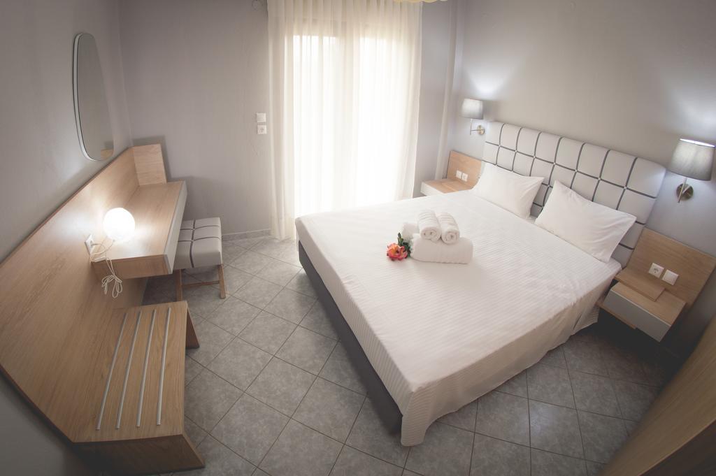 Aegialis Apartments Vourvourou Dış mekan fotoğraf